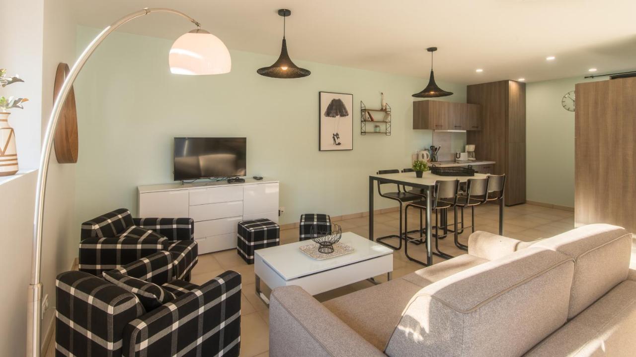Appartamento Côté Jardin avec Jacuzzi Privatif et parking privé Sarlat Esterno foto